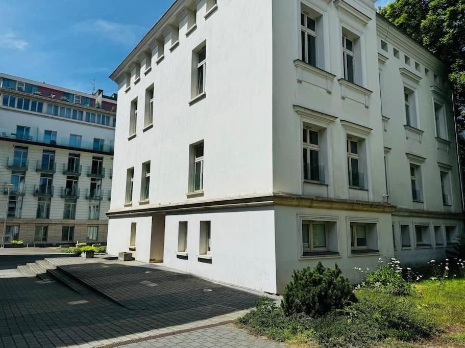 W Ogrodzie W Sercu Starego Krakowa Appartement Krakau